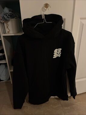 Men's Black Graphic Hoodie Sweatshirt